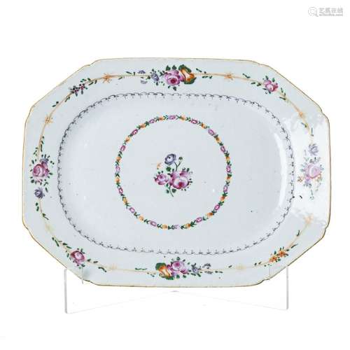 Chinese porcelain floral platter, Qianlong