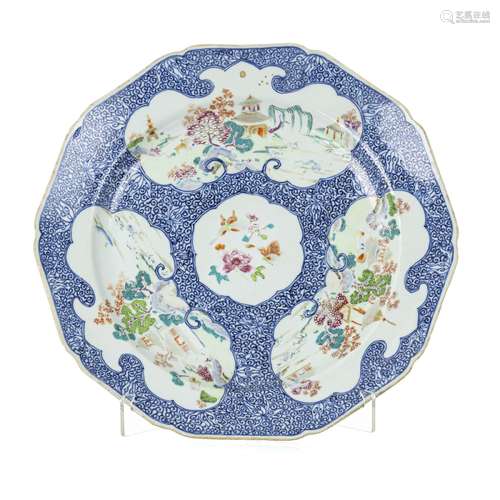 Large cut-out plate in Chinese porcelain, Qianlong