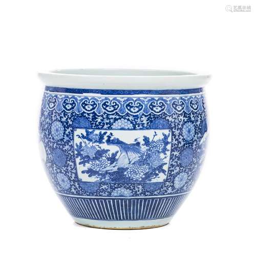 Chinese porcelain blue decorated fish bowl, Yongzheng / Qian...