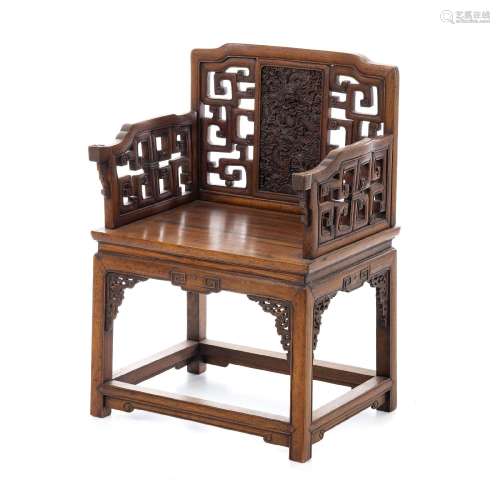 Chinese dragon carved hardwood armchair, Minguo