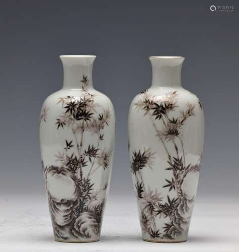 PAIR OF THE REPUBLICAN PERIOD INK GLAZED VASES