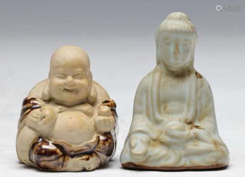 MING, A PAIR OF BUDDHIST FIGURES