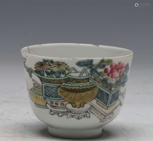 QING, ANTIQUE-AND-CURIO PATTERN TEACUP