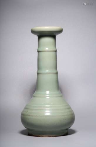 SONG, LONGQUAN WARE BOW STRING VASE