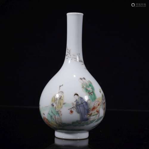 QING, WUCAI FIGURES BILE BOTTLE VASE