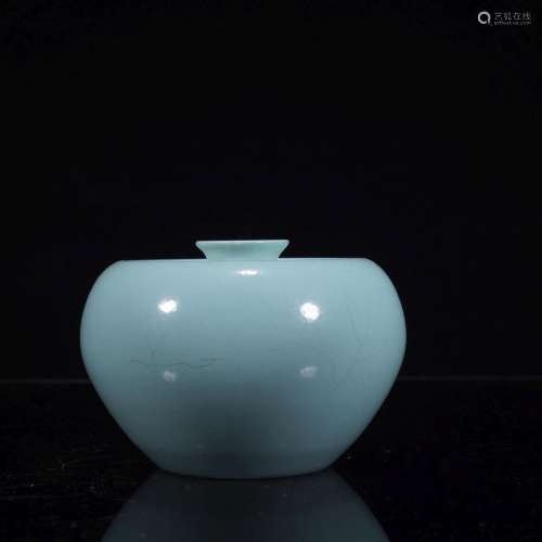 QING, TURQUOISE GREEN APPLE ZUN VASE