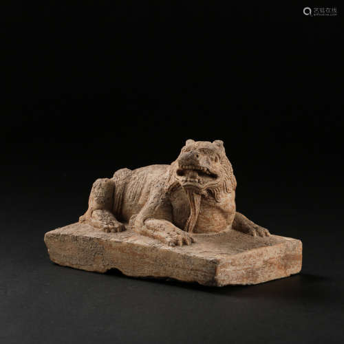 CHINESE TANG DYNASTY STONE LION STATUE