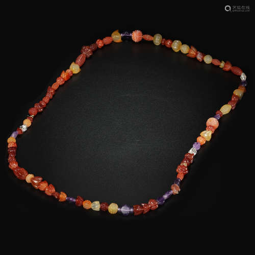 CHINESE TANG DYNASTY AGATE NECKLACE