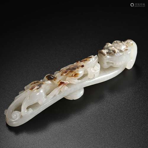 CHINESE QING DYNASTY HETIAN JADE BELT HOOK