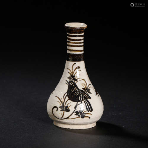 JIZHOU WARE VASE FROM THE SOUTHERN SONG DYNASTY, CHINA, 12TH...
