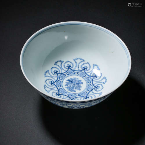 CHINESE QING DYNASTY YONGZHENG BLUE AND WHITE BOWL