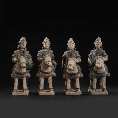 7TH CENTURY CHINESE TANG DYNASTY PAINTED POTTERY FIGURES