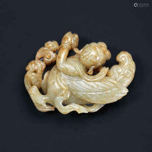 CHINESE TANG DYNASTY HETIAN JADE FLY LADY