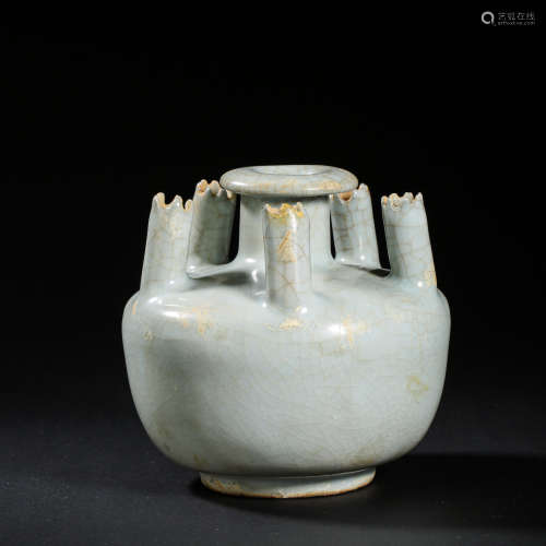 A CELADON-GLAZED FIVE-HOLE VASE FROM HUTIAN WARE, SOUTHERN S...