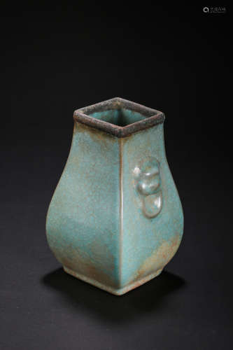 A CELADON AMPHORA FROM THE SOUTHERN SONG DYNASTY, CHINA, 12T...