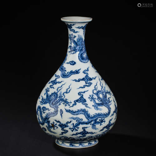 15TH CENTURY CHINA MING DYNASTY XUANDE BLUE AND WHITE DRAGON...
