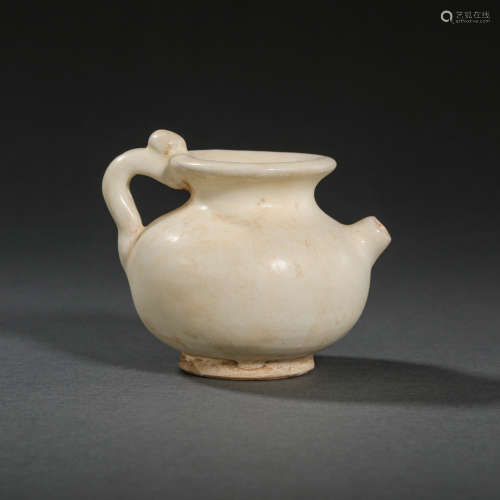 10TH CENTURY CHINA LATE TANG AND FIVE DYNASTIES WHITE PORCEL...