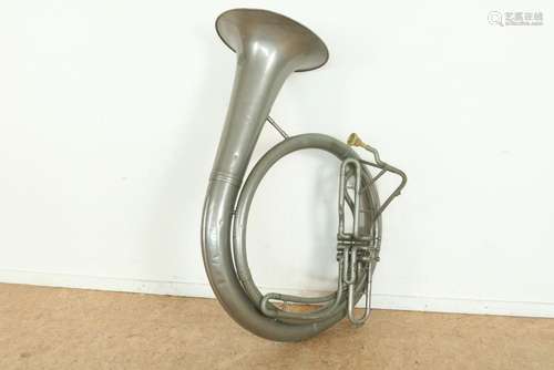 Mahillon sousaphone/helicon