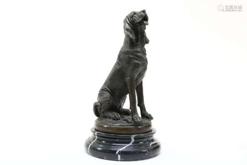 Bronzen sculptuur van hond