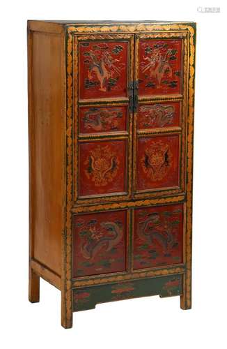 Oriental bridal cabinet