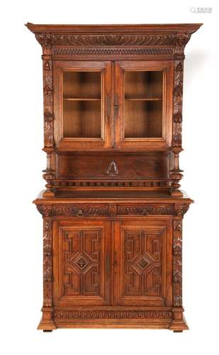 Oak Mechelen cabinet