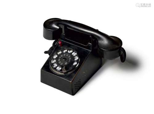Fuld-Telefon, auch "Bauhaus-Telefon" genannt. Mode...