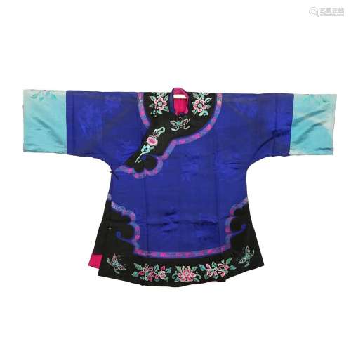 A BLUE GROUND EMBROIDERED LADY'S ROBE