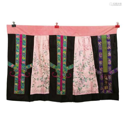 A PINK GROUND EMBROIDERED LADY'S SKIRT