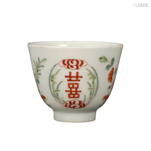 A FAMILLE-ROSE 'FLOWERS' CUP