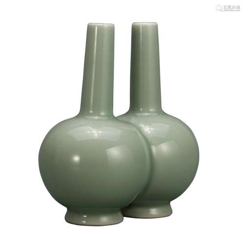 A CELADON-GLAZED CONJOINED VASE