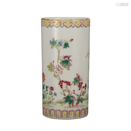 A FAMILLE-ROSE 'FLOWERS' BRUSHPOT