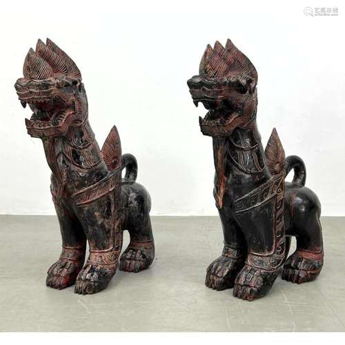 PR CARVED WOOD ASIAN DRAGONS GUARDS FIGURES. BLACK AND RED P...