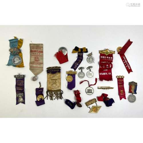 LOT 19 ODD FELLOWS LODGE BADGE AND RIBBONS DELAWARE IN PHILA...