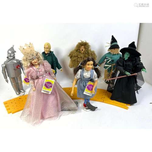 8PC PRESENTS HAMILTON GIFTS "WIZARD OF OZ" DOLLS A...