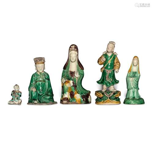 Five sancai-glazed biscuit figures, 17th - 19th century | 十...