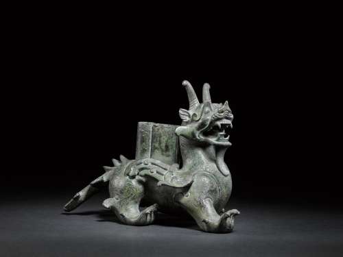 An important and outstanding bronze male chimera, bixie, Han...