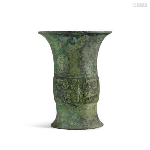 An inscribed archaic bronze ritual wine vessel, zun, Late Sh...