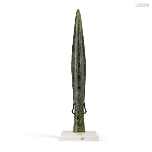 An inscribed bronze spearhead, Eastern Zhou dynasty, Warring...