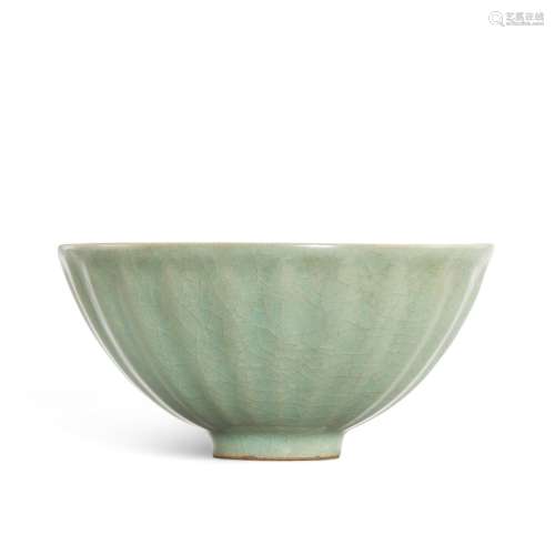 A Longquan celadon crackle-glazed 'lotus' bowl, Southern Son...