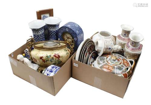 2 boxes with various porcelain