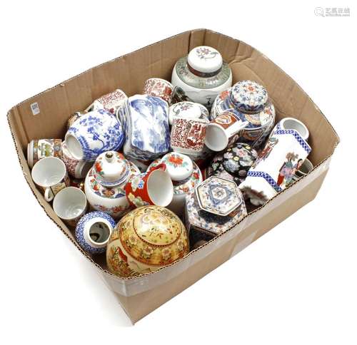 Box oriental porcelain