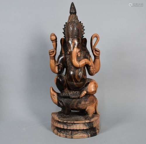 Sculpture de Ganesh en bois<br />
Haut. :  55 cm