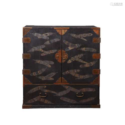 Japanese Edo Period Lacquer Tansu