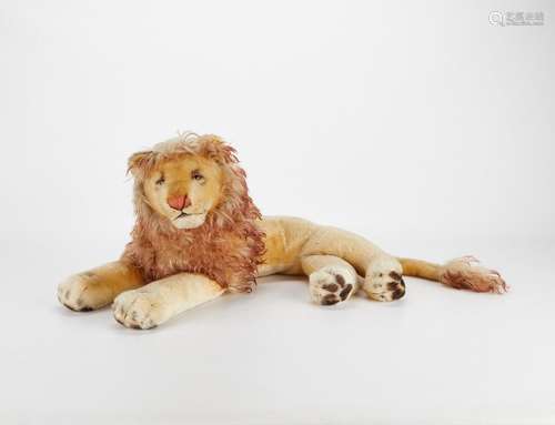 Steiff Leo the Lion Stuffed Animal