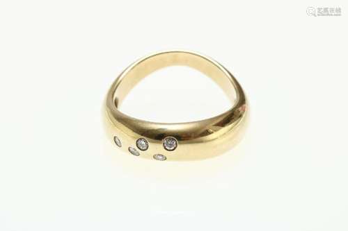 Geelgouden design ring met diamant