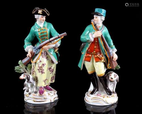 2 Meissen figurines