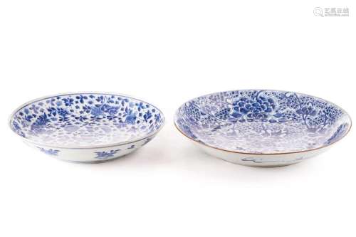 Two Chinese blue & white porcelain chargers, Qing, 18th ...