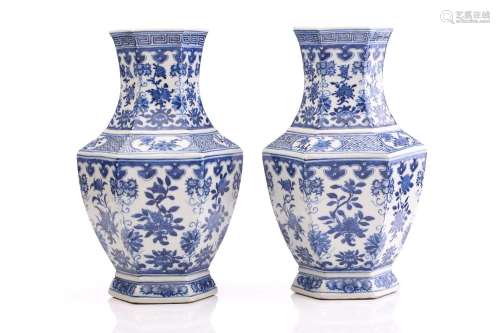 A pair of Chinese blue & white vases, Qing, 19th century...