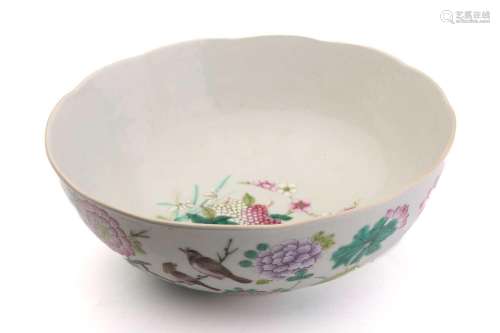 A Chinese porcelain bowl famille bowl, with scalloped rim, p...