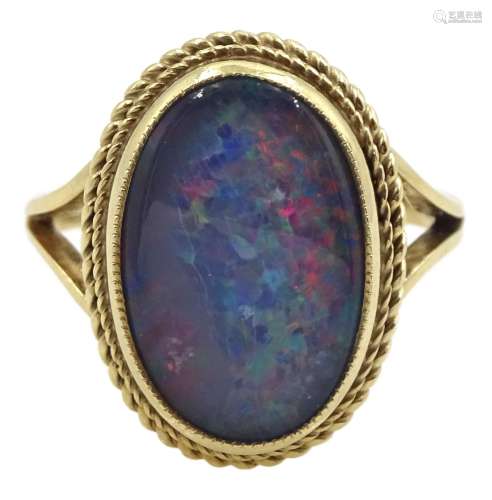 9ct gold oval opal triplet ring